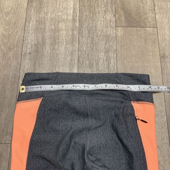 Womens Under Armour Compression Crop Heatgear Performance Active Leggings - Picture 8 of 8